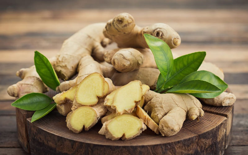 Gừng tươi là "ngôi sao" trong việc làm ấm cơ thể nhờ tính nóng