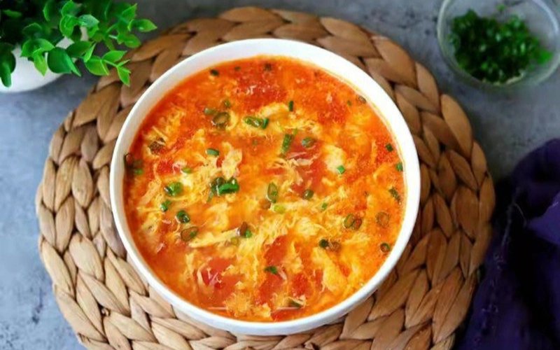 Canh trứng cà chua đơn giản, giàu vitamin, giúp cơ thể nhanh hồi phục Canh trứng cà chua đơn giản, giàu vitamin, giúp cơ thể nhanh hồi phục