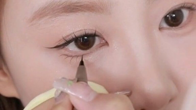 Nhấn nhá cho mi dưới Nhấn nhá cho mi dưới