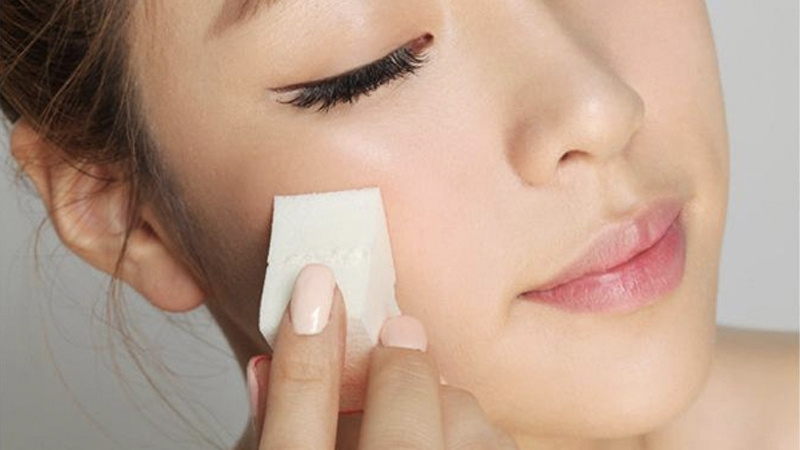 Sử dụng sản phẩm không phù hợp dễ gây tình trạng vón cục Sử dụng sản phẩm không phù hợp dễ gây tình trạng vón cục