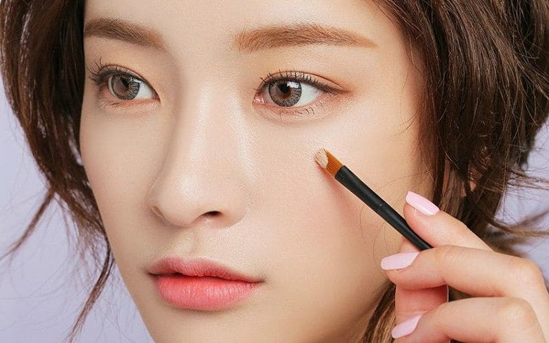 Kem che khuyết điểm thông minh che khuyết điểm tự nhiên, hoàn hảo. Kem che khuyết điểm thông minh che khuyết điểm tự nhiên, hoàn hảo.