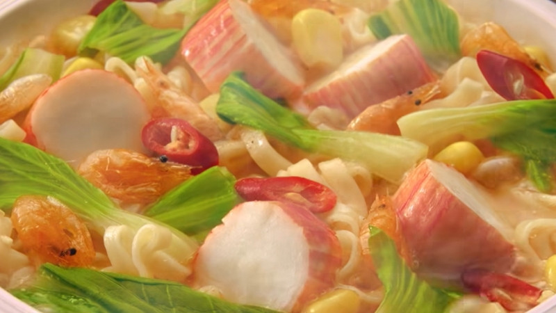 Gia vị đậm đà và topping chất lượng