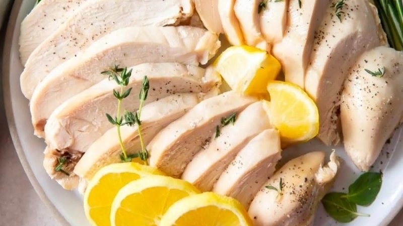 Bạn nên cân bằng dinh dưỡng trong mỗi bữa ăn Bạn nên cân bằng dinh dưỡng trong mỗi bữa ăn