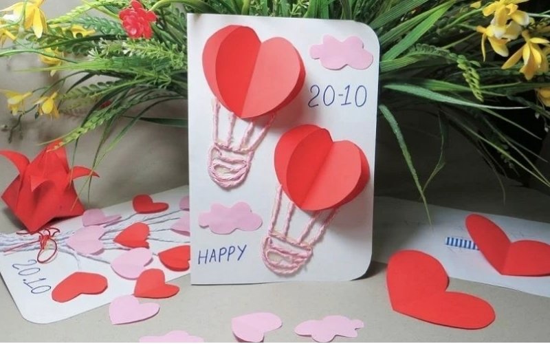 Thiệp và quà handmade phát huy sự khéo léo, sáng tạo của học sinh Thiệp và quà handmade phát huy sự khéo léo, sáng tạo của học sinh