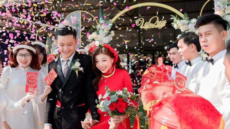 Tuổi xung khắc hoàn toàn có thể lấy nhau