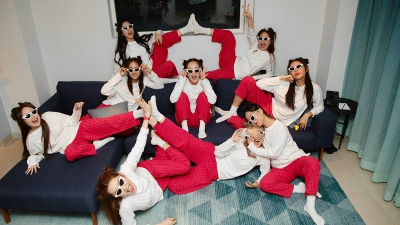 Khách mời trong tiệc độc thân