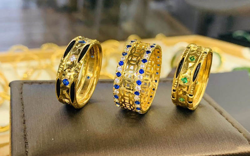 Nhẫn kim tiền nên đeo vàng gì? Nhẫn kim tiền nên đeo vàng gì?