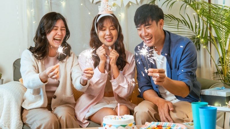 Kim Bạch Kim hợp với các mệnh Thổ và Kim Kim Bạch Kim hợp với các mệnh Thổ và Kim
