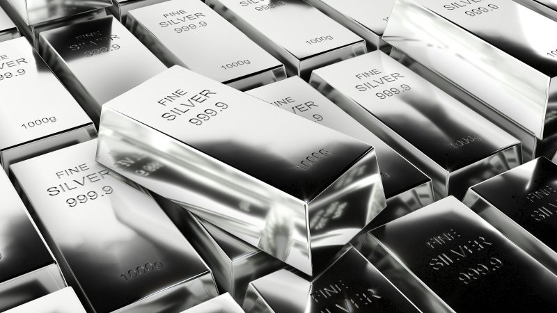 Bình Địa Mộc khắc các màu thuộc hành Kim như trắng, xám, bạc Bình Địa Mộc khắc các màu thuộc hành Kim như trắng, xám, bạc