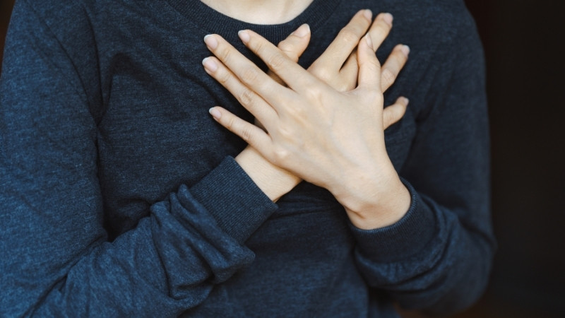 Người mệnh Bình Địa Mộc có tính cách ôn hòa, nhân hậu, linh hoạt và dễ thích nghi Người mệnh Bình Địa Mộc có tính cách ôn hòa, nhân hậu, linh hoạt và dễ thích nghi