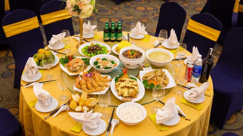 Khách sạn 5 sao Khách sạn 5 sao