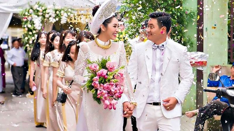 Rước dâu về nhà trai Rước dâu về nhà trai