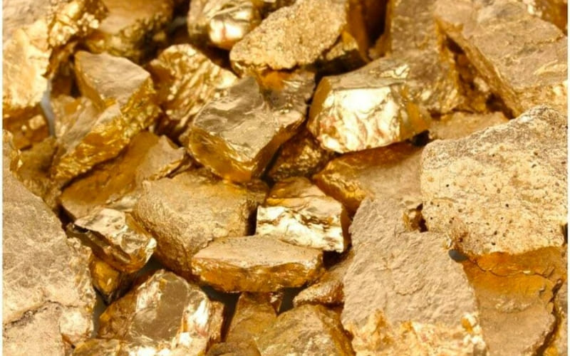 Người mệnh Sa Trung Kim hợp các màu vàng, trắng, ánh kim, khắc đỏ, hồng. Người mệnh Sa Trung Kim hợp các màu vàng, trắng, ánh kim, khắc đỏ, hồng.