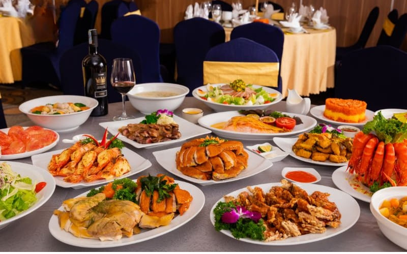 Thực đơn cưới tổng hợp món ăn ngon hấp dẫn. Thực đơn cưới tổng hợp món ăn ngon hấp dẫn.