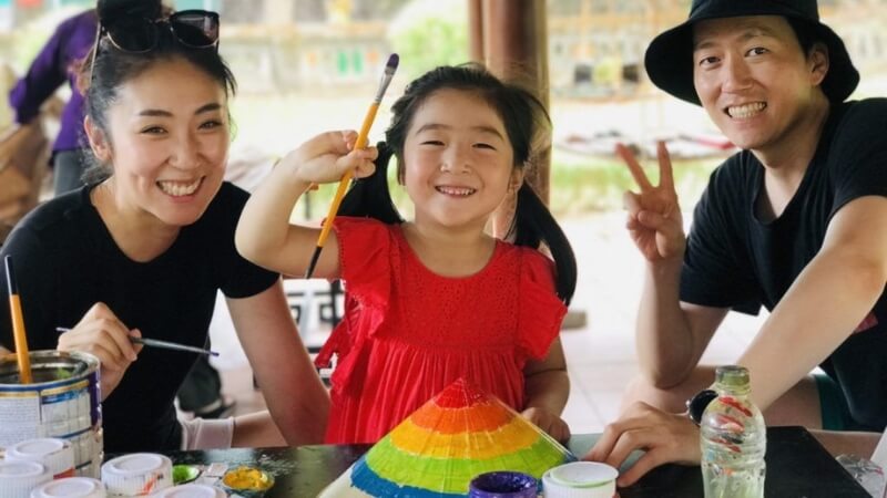 Vẽ trang trí nón lá 20/10 cần chuẩn bị những gì?