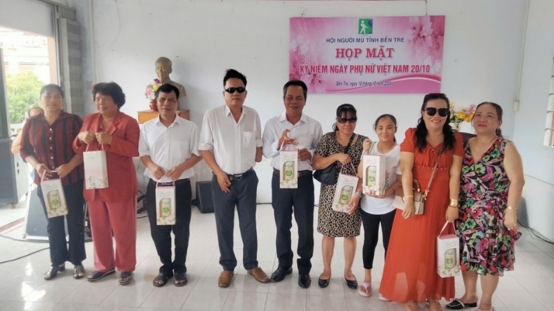 Hình ảnh buổi họp mặt 20/10