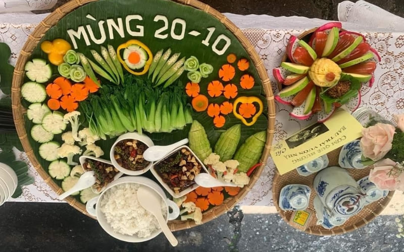 Người nấu kết hợp hương vị, trang trí và ý tưởng độc đáo. Người nấu kết hợp hương vị, trang trí và ý tưởng độc đáo.