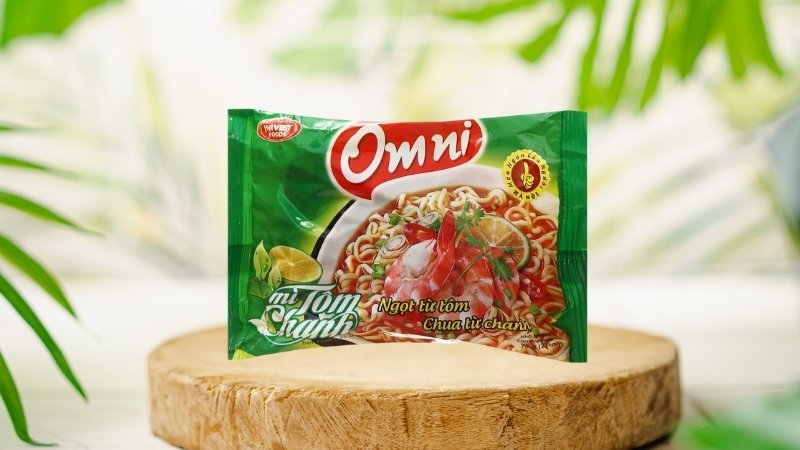 Mì mang đến hương vị chua ngọt hài hòa, đậm đà của tôm và chanh, cùng sợi mì dai ngon Mì mang đến hương vị chua ngọt hài hòa, đậm đà của tôm và chanh, cùng sợi mì dai ngon