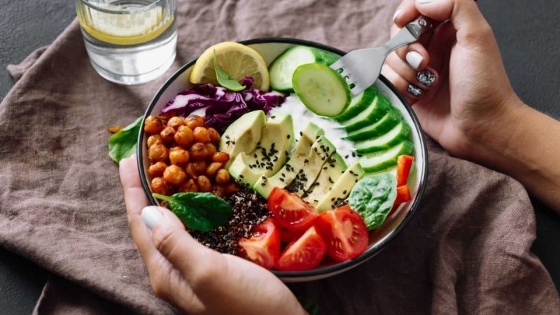 Việc thiếu protein và tập luyện sức mạnh có thể khiến bạn mất cơ Việc thiếu protein và tập luyện sức mạnh có thể khiến bạn mất cơ