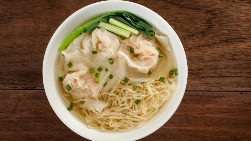Bạn chỉ cần chọn nguyên liệu tươi, nêm vừa phải và hớt bọt Bạn chỉ cần chọn nguyên liệu tươi, nêm vừa phải và hớt bọt