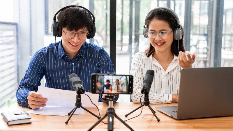 Lời dẫn bắt đầu tọa đàm Lời dẫn bắt đầu tọa đàm