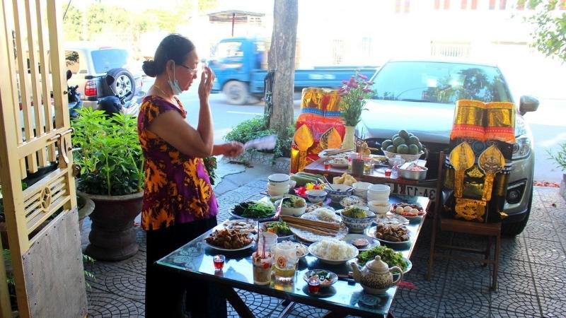 Văn khấn thần Thổ Công và các vị thần Văn khấn thần Thổ Công và các vị thần