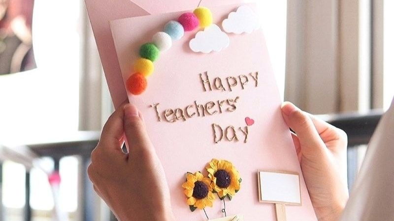 Cách làm thiệp 20/11 bằng giấy A4