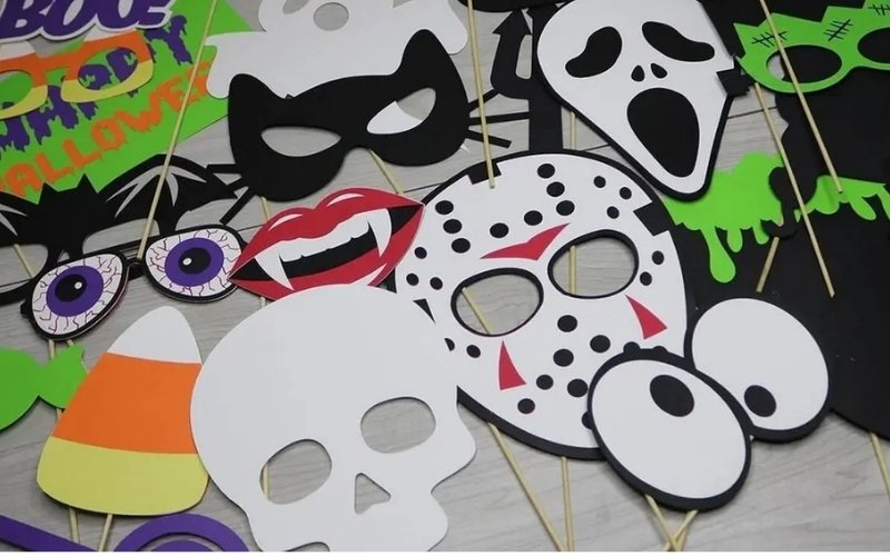 Mặt nạ giấy Halloween giúp hóa thân vui nhộn, tiết kiệm chi phí