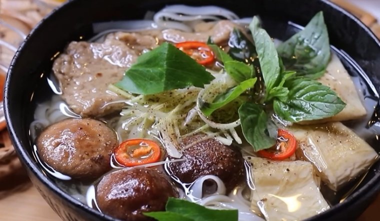 Cách nấu phở chay tại nhà thanh đạm, nước dùng ngọt tự nhiên