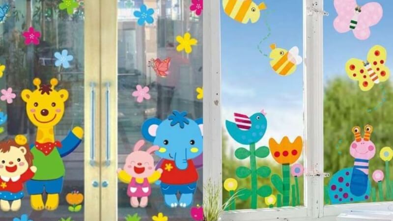 Cửa lớp trang trí những con vật ngộ nghĩnh Cửa lớp trang trí những con vật ngộ nghĩnh