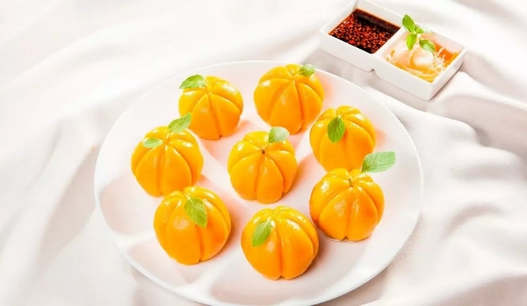 Cách làm bánh bí đỏ Halloween thơm ngon, đẹp mắt