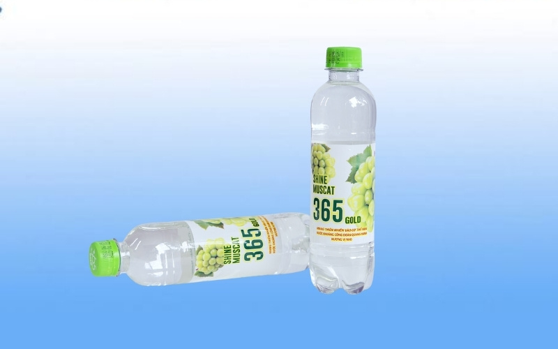 Hương vị trái cây tự nhiên giúp Quang Hanh dễ uống hơn nước khoáng thông thường