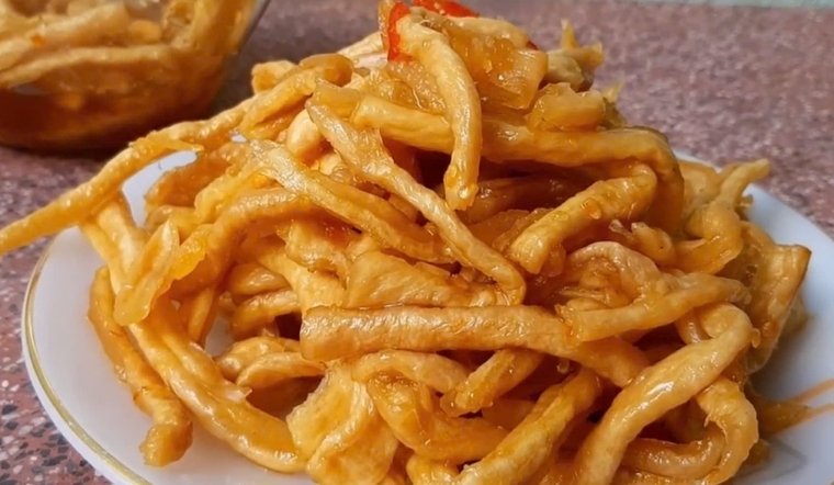 Tự làm xá bấu ngọt Sóc Trăng tại nhà, chay mặn đều dùng được