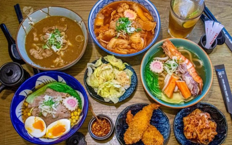 Khách hàng được trải nghiệm tinh hoa ẩm thực Nhật Bản.