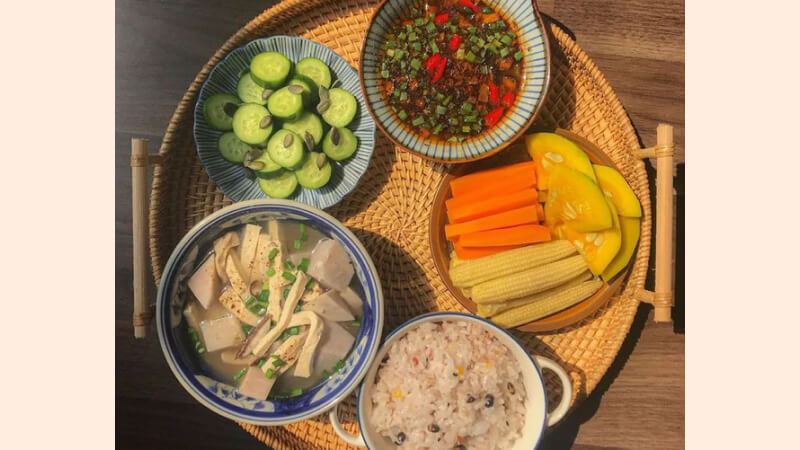 Mâm cơm nhà số 25 Mâm cơm nhà số 25