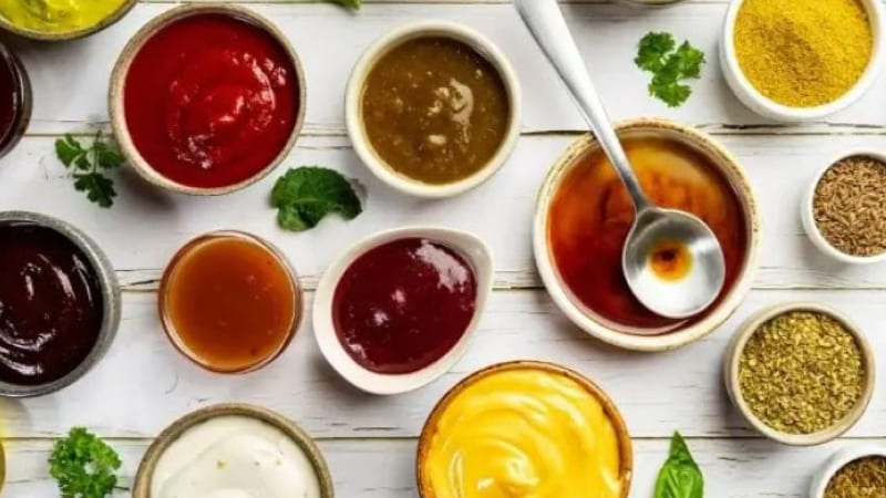 Các loại sốt và gia vị lỏng