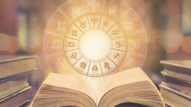 Sao Tả Phù là phụ tinh chủ về sự giúp đỡ, quý nhân phù trợ và tài năng đa dạng