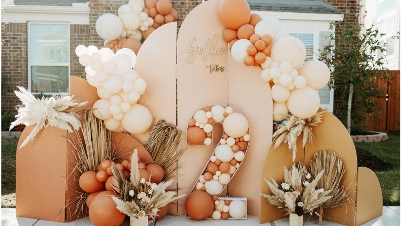 Mẫu trang trí sinh nhật công chúa Elsa