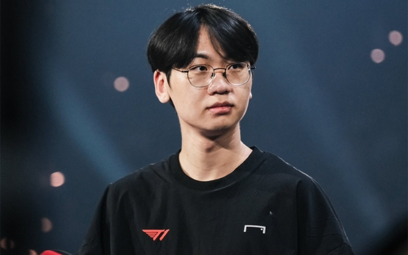 Doran giữ vai trò trụ cột đường trên, hỗ trợ đồng đội linh hoạt