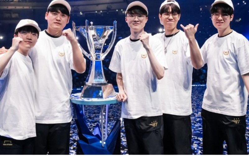 T1 từng được biết đến với tên SKT T1 - đội tuyển huyền thoại gắn liền với thời kỳ hoàng kim của LMHT