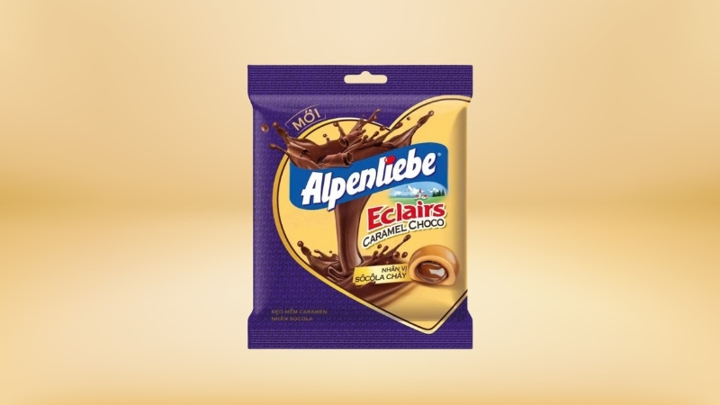 Lớp vỏ caramen mềm dẻo, ngọt ngào và nhân socola đậm đặc tan chảy Lớp vỏ caramen mềm dẻo, ngọt ngào và nhân socola đậm đặc tan chảy