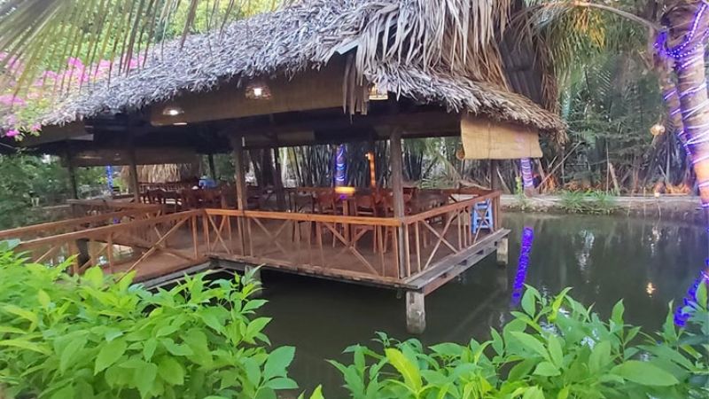 Nhà hàng Hương Dừa