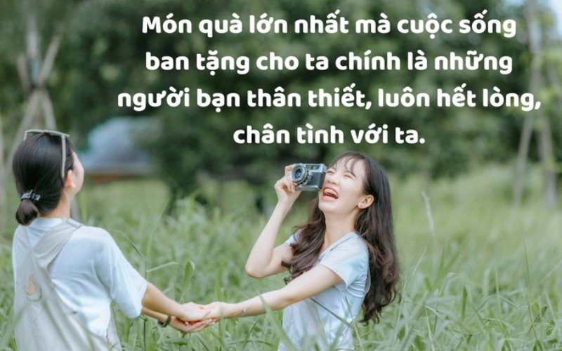 Cùng bạn chia sẻ kỷ niệm và chúc nhau năm mới rộn ràng niềm vui