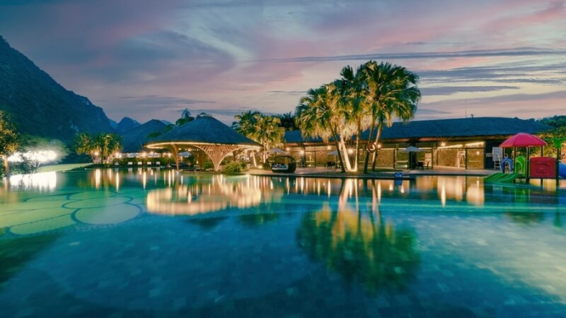 Suối khoáng Kim Bôi