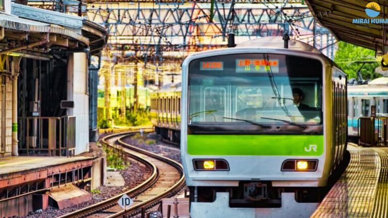 Các phương tiện công cộng tại Nhật Các phương tiện công cộng tại Nhật