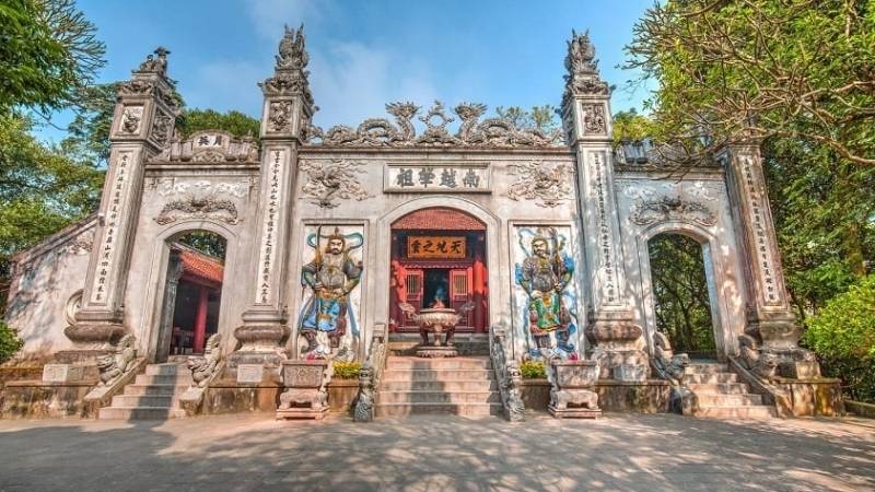 Đền thờ Vua Hùng