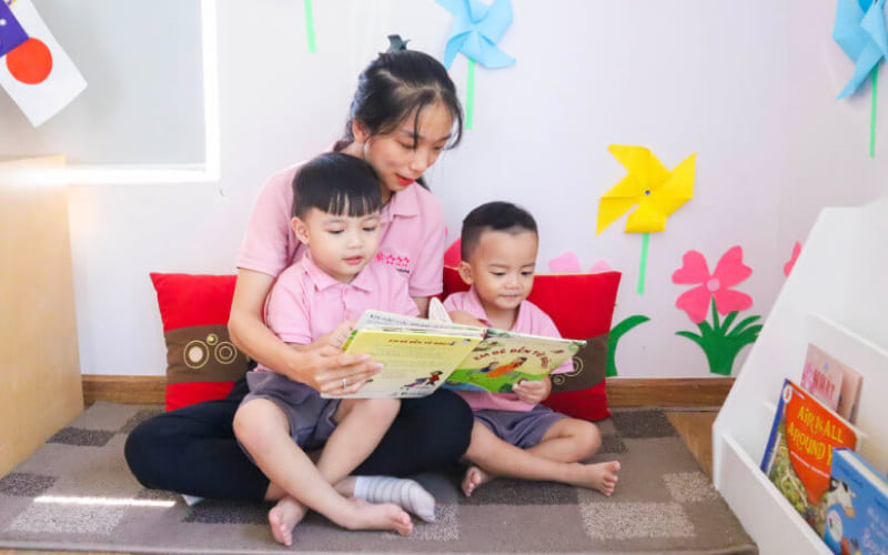 Nên cho bé làm quen với thơ từ mấy tuổi?