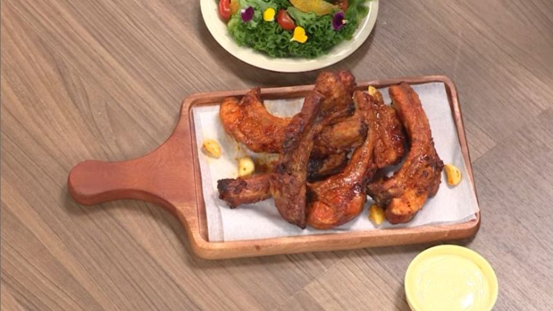 Thành phẩm sườn nướng sốt gấc Thành phẩm sườn nướng sốt gấc