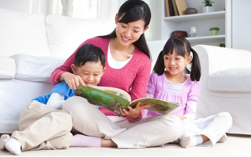 Dạy trẻ lòng nhân ái bằng gương sáng, hành động và câu chuyện hằng ngày Dạy trẻ lòng nhân ái bằng gương sáng, hành động và câu chuyện hằng ngày