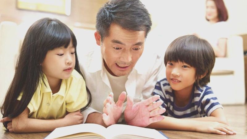 Hướng dẫn cha mẹ kể chuyện hiệu quả Hướng dẫn cha mẹ kể chuyện hiệu quả